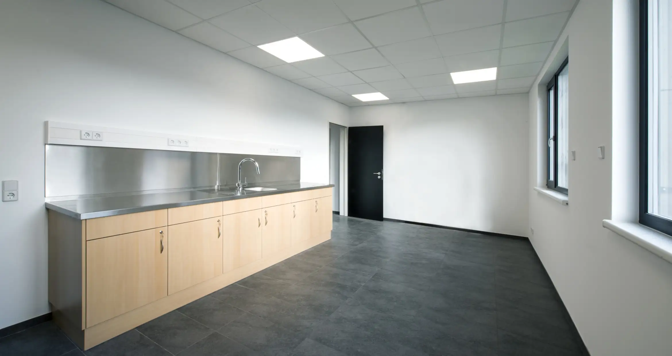 Sozialgebäude HIL GmbH